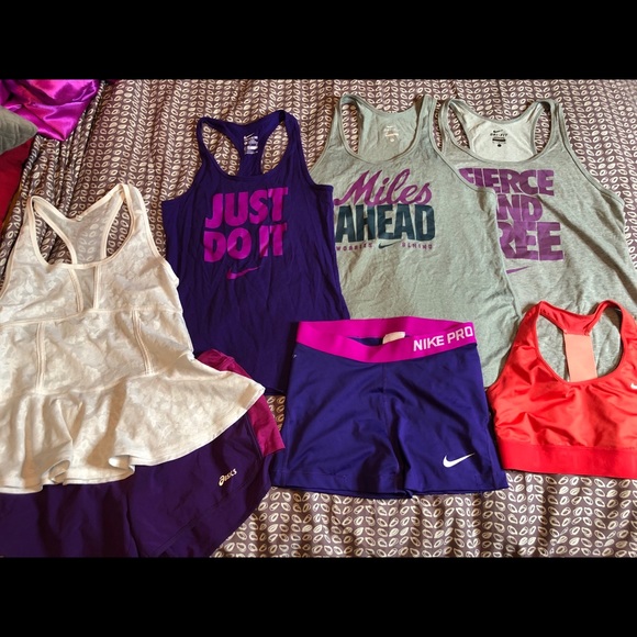Women’s Nike Bundle Dri Fit Tops and Shorts - Picture 6 of 6